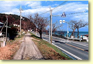 北小松駅築堤跡